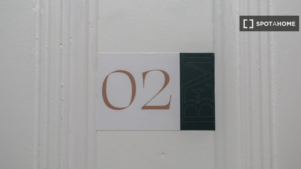 Double room Lisbon, 8 beds — photo 12