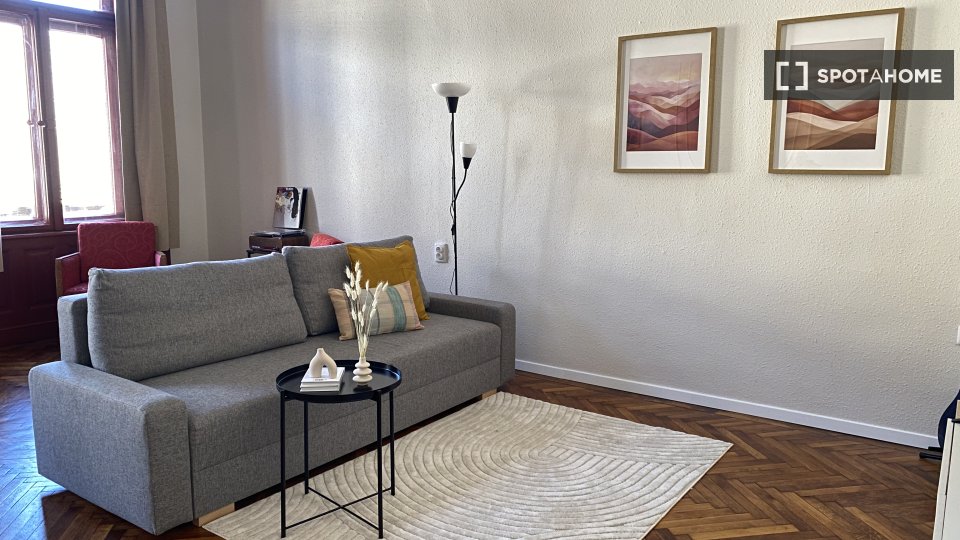 Apartment mono Budapest, 68m² — photo 2
