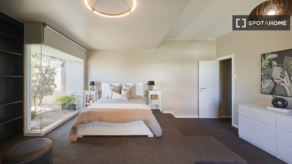 Double room Lisbon, 9 beds — photo 2