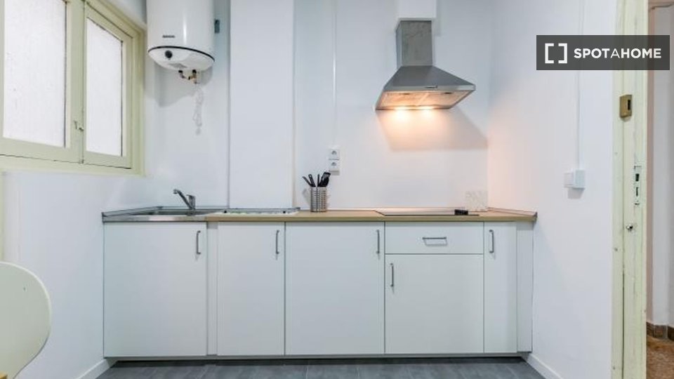 Habitación doble Valencia, 8 habitaciones — foto 7