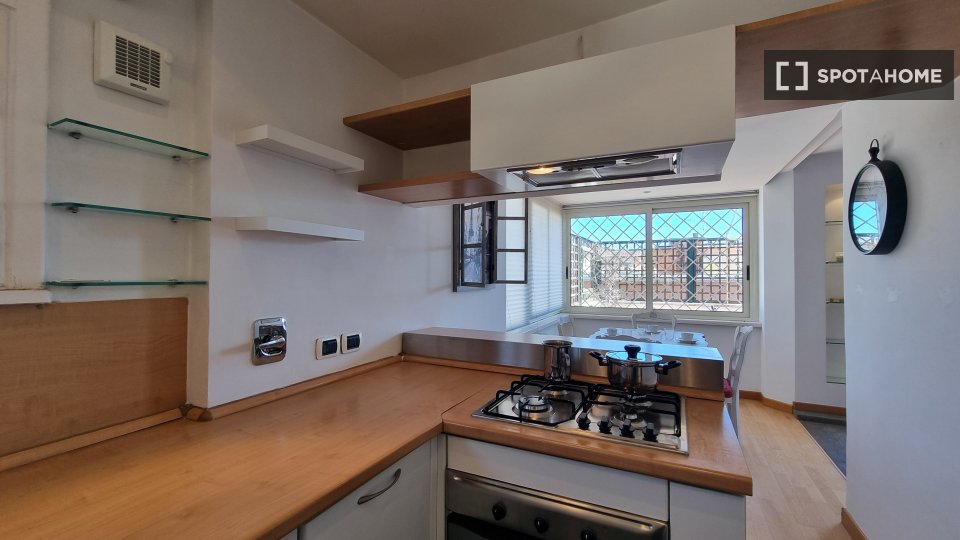 Apartment Rome, 1 bed, 84m² — photo 7