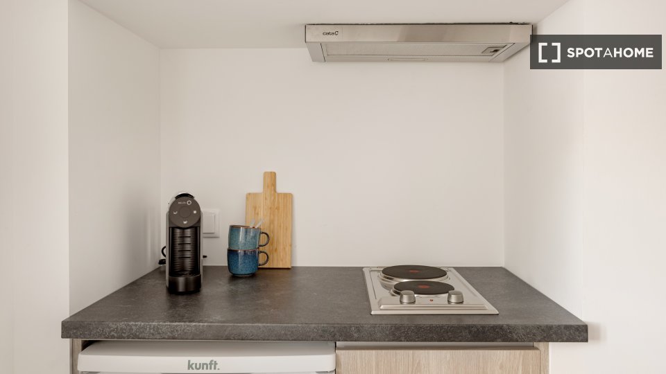 Apartment Lisbon, 2 beds — photo 14