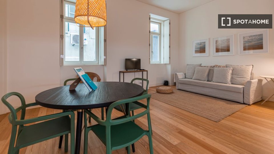 Apartment Lisbon, 1 bed — photo 11