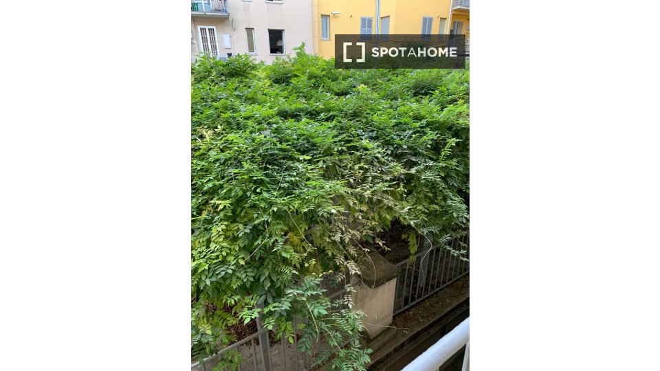Double room Milan, 1 bed — photo 7