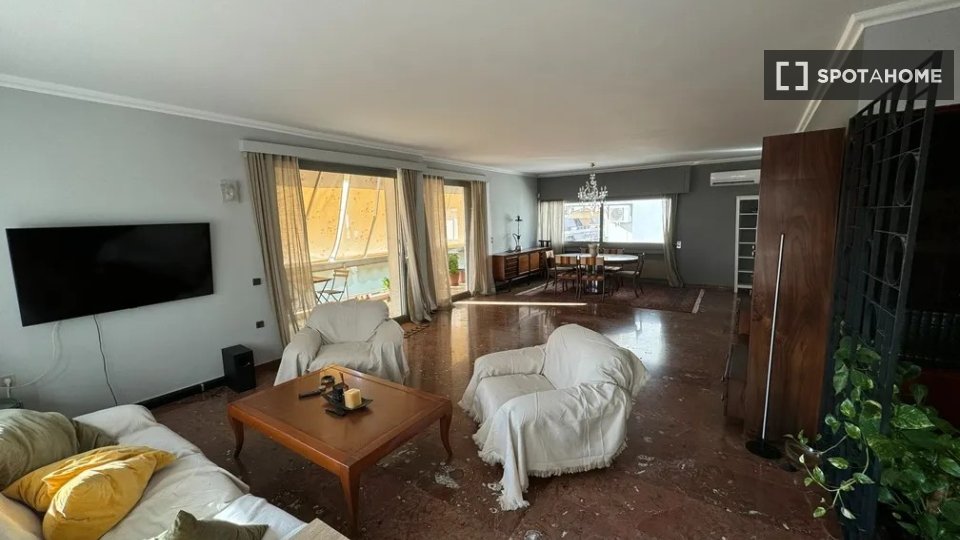 Apartment Athens, 3 beds, 155m² — photo 9