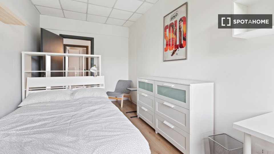 Double room Milan, 8 beds, 173m² — photo 10