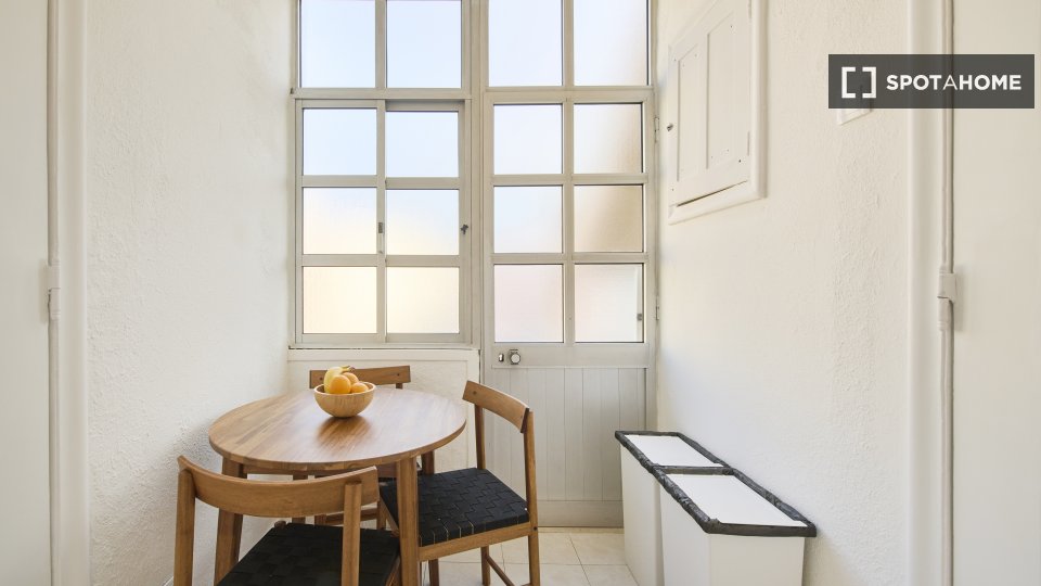 Double room Lisbon, 10 beds — photo 23