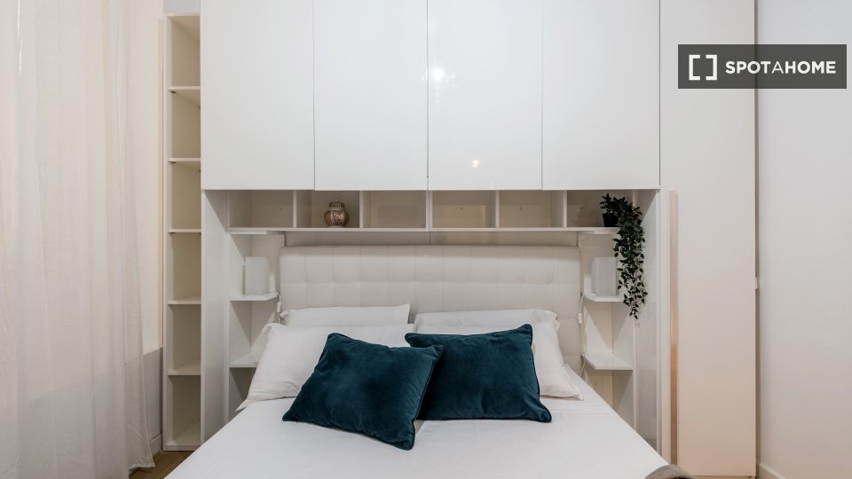 Apartment Rome, 1 bed — photo 11