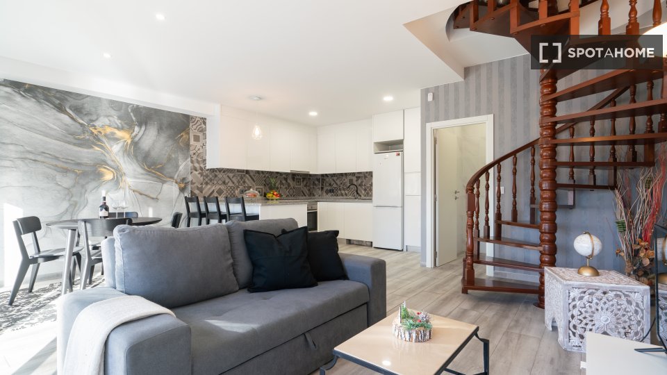 Apartment Porto, 2 beds, 50m² — photo 2