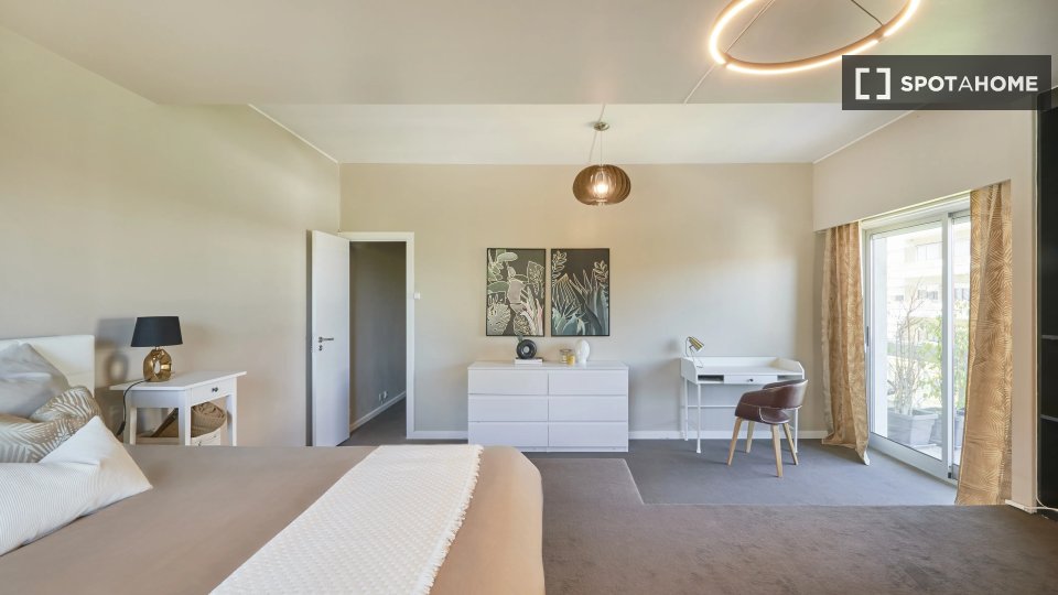 Double room Lisbon, 9 beds — photo 12