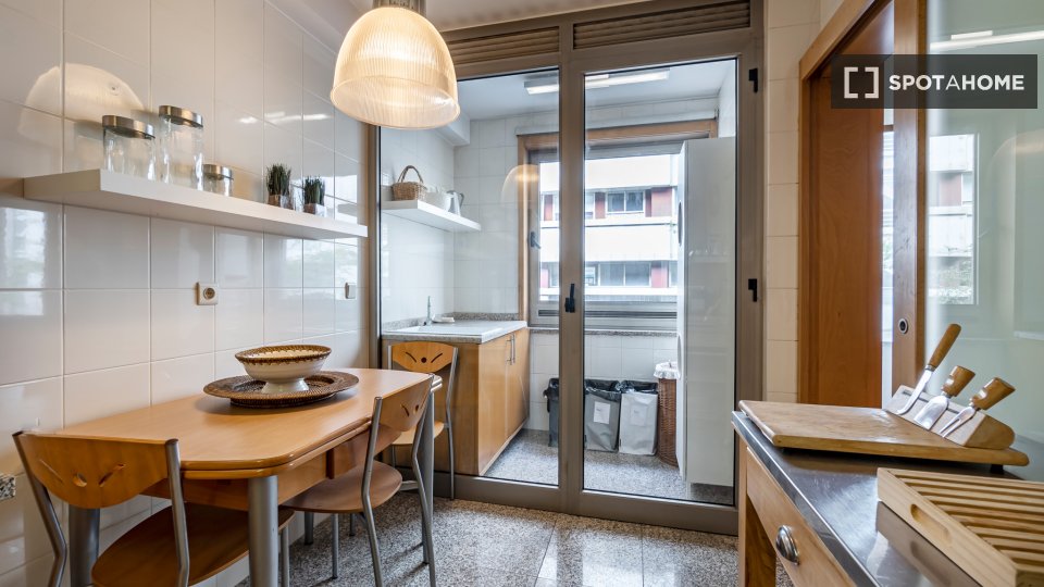 Apartment Porto, 2 beds, 128m² — photo 3