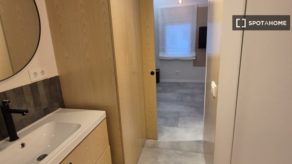 Apartment mono Madrid, 40m² — photo 2