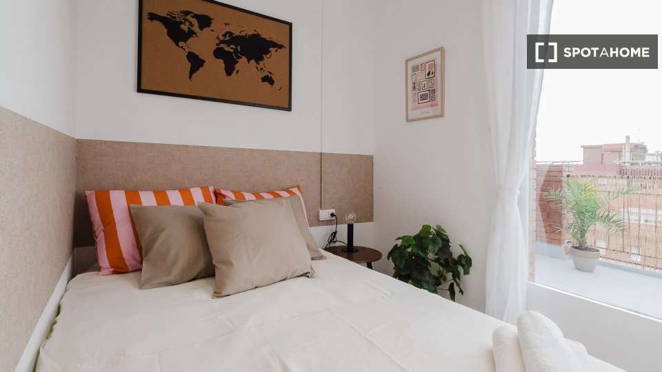 Double room Barcelona, 8 beds, 220m² — photo 44
