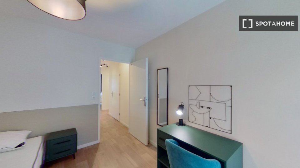 Double room Lille, 12 beds — photo 10
