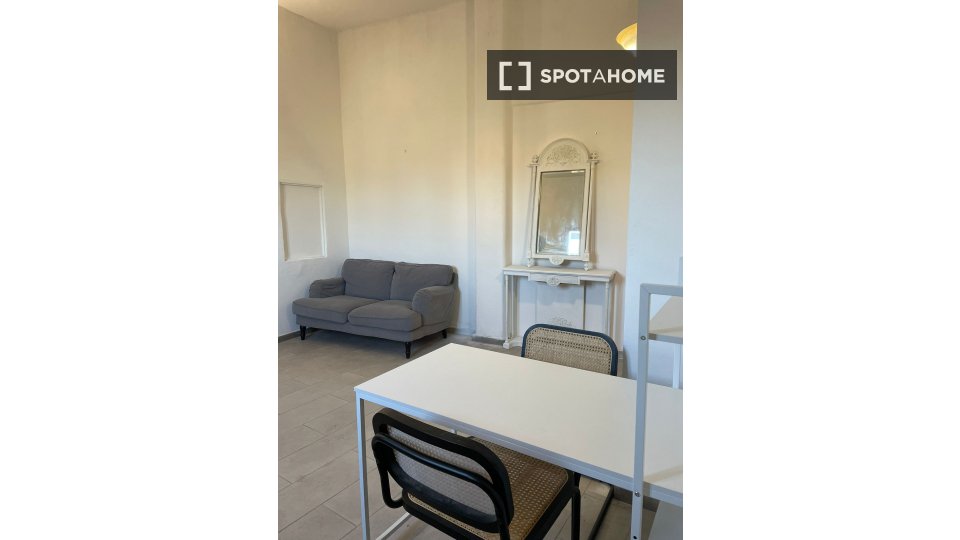 Apartment Rome, 1 bed, 42m² — photo 2