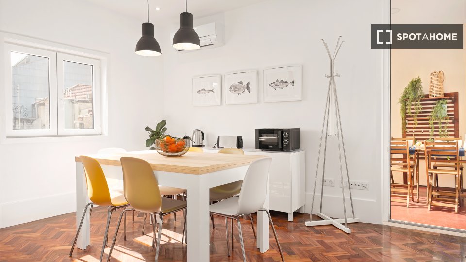 Apartment Porto, 3 beds, 40m² — photo 9