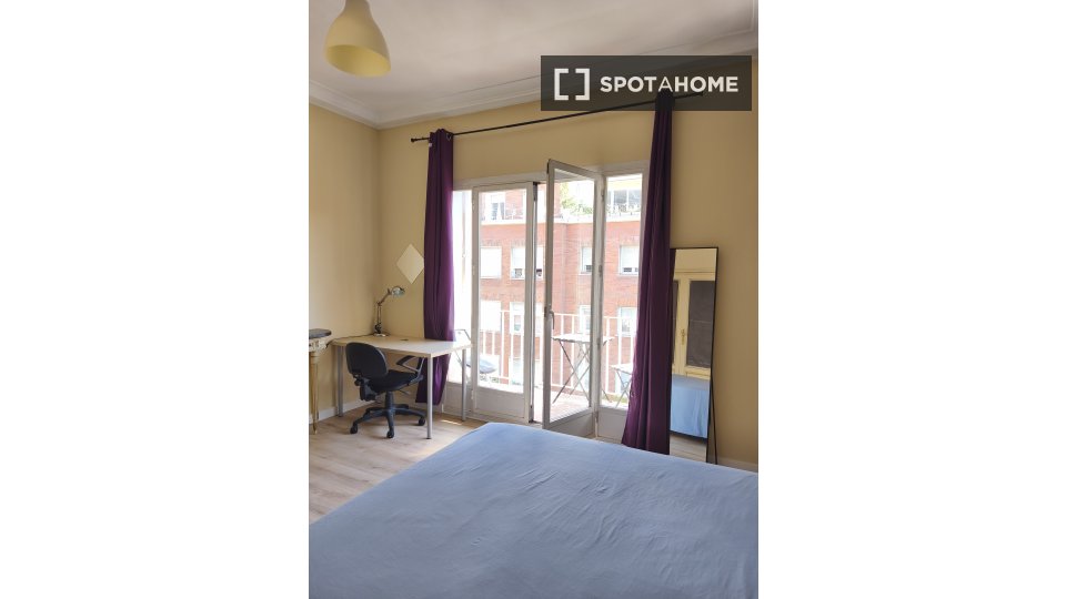 Double room Madrid, 6 beds, 200m² — photo 27