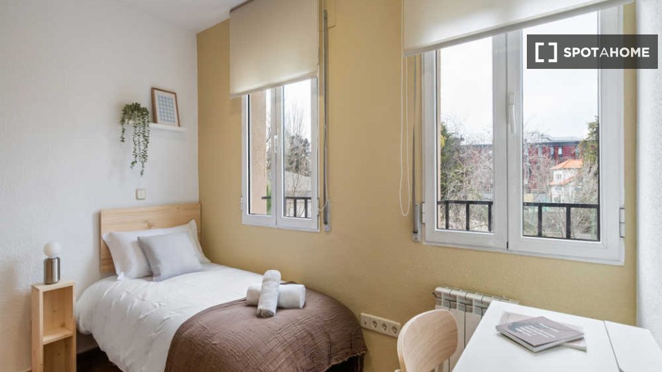 Chambre double Madrid, 34 chambres — photo 12