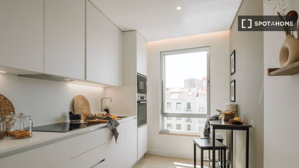 Apartment Lisbon, 1 bed — photo 18