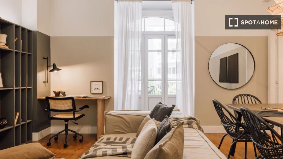 Apartment Lisbon, 2 beds — photo 10