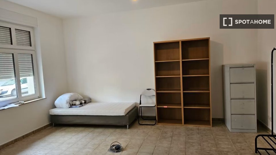Double room Berlin, 5 beds, 85m² — photo 7