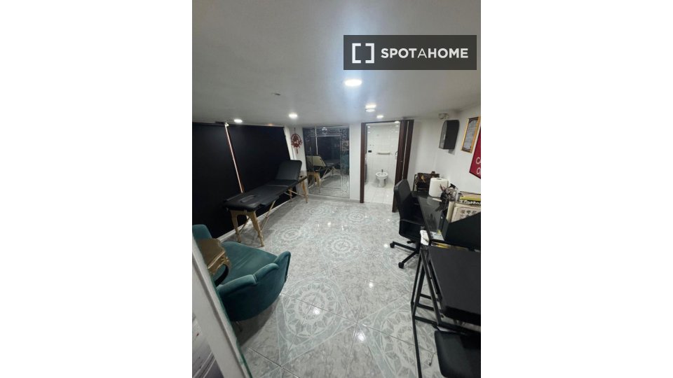 Apartment Naples, 5 beds — photo 13