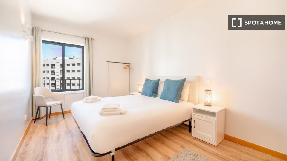 Apartment Lisbon, 3 beds — photo 17
