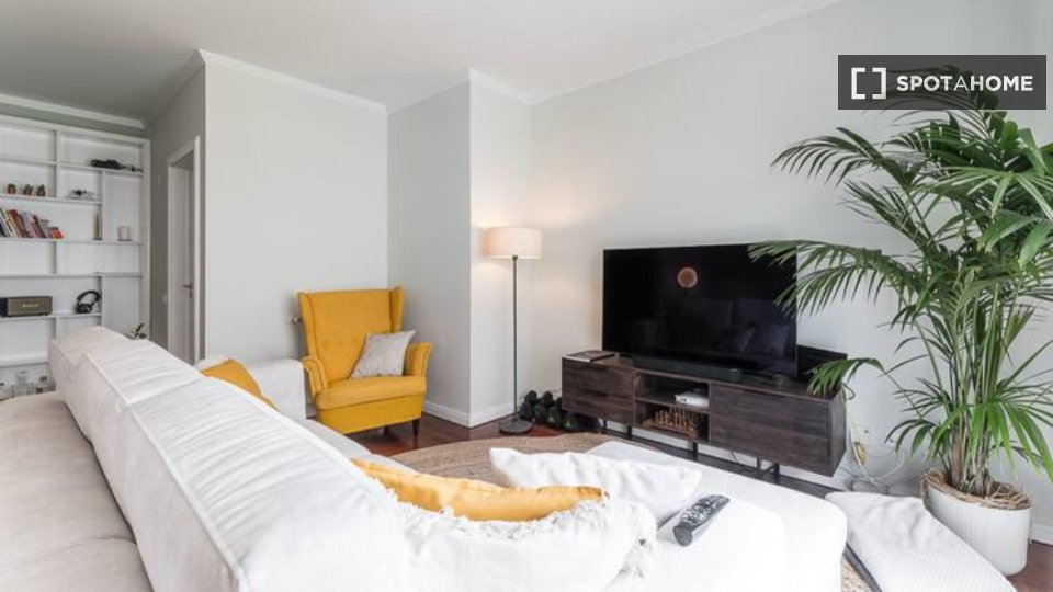 Apartment Porto, 1 bed, 75m² — photo 11