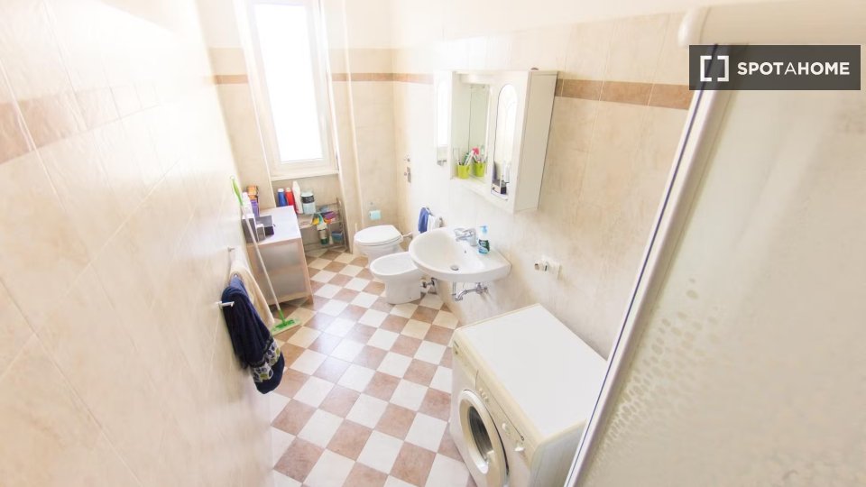 Double room Milan, 2 beds — photo 5