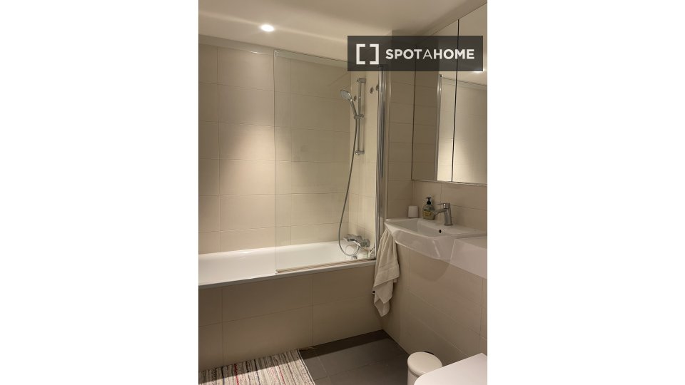 Apartment London, 1 bed, 60m² — photo 8