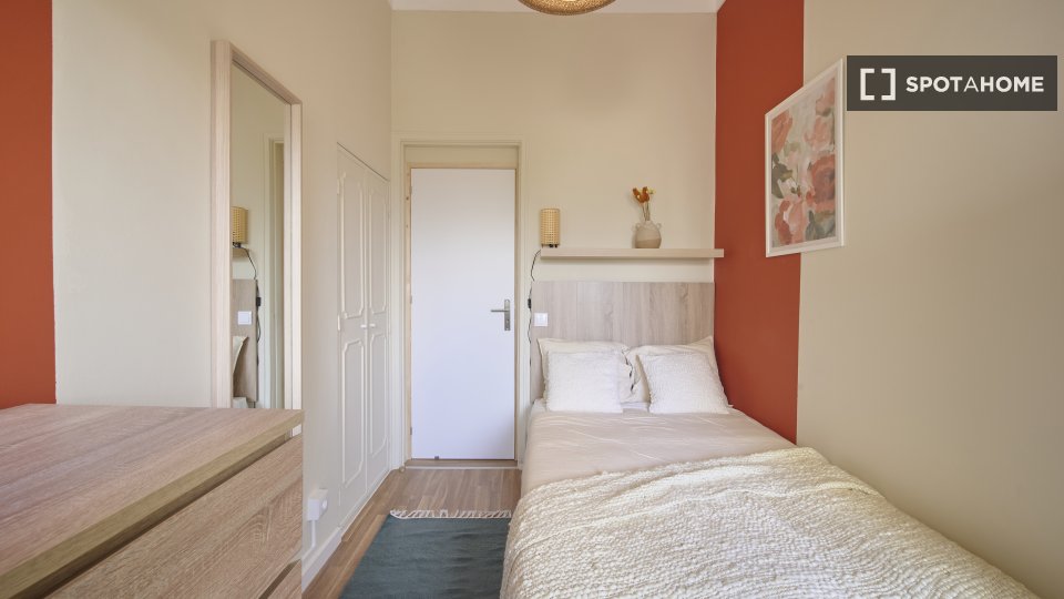 Double room Lisbon, 7 beds — photo 16