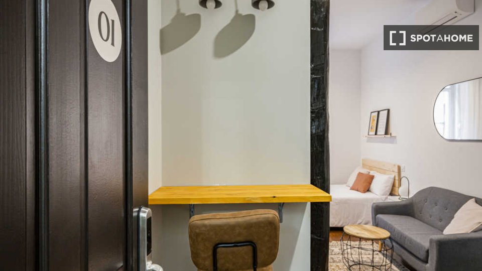 Double room Madrid, 6 beds — photo 33