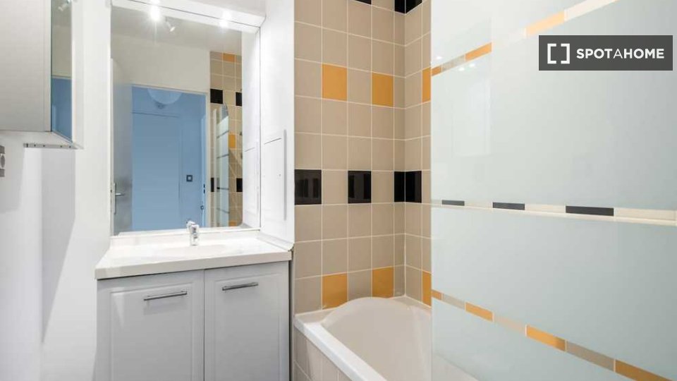 Double room Lyon, 4 beds, 90m² — photo 7