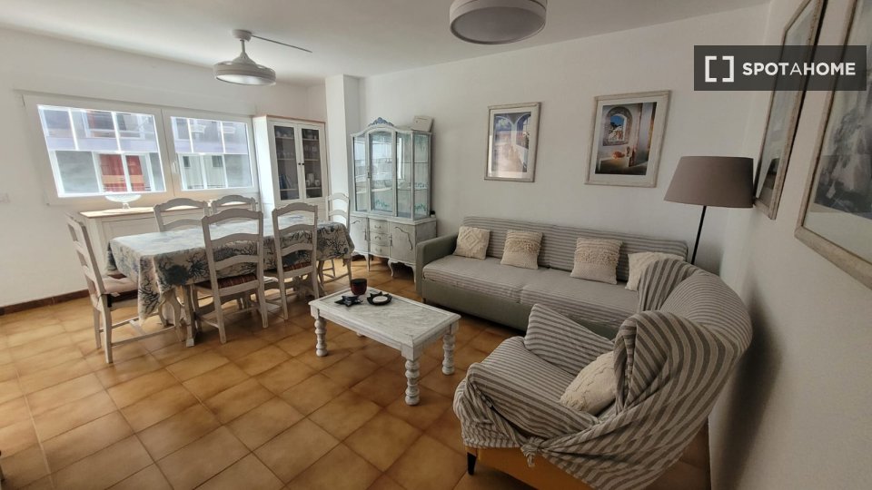Apartment Alicante, 2 beds, 70m² — photo 16