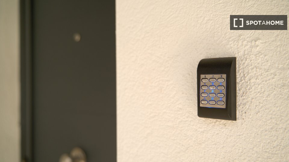Apartment Barcelona, 2 beds, 55m² — photo 6