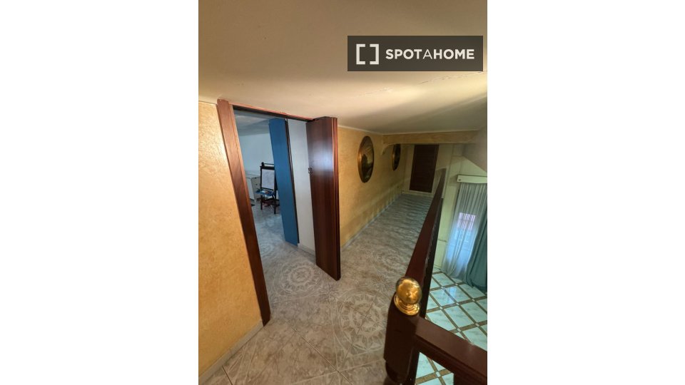 Apartment Naples, 5 beds — photo 7