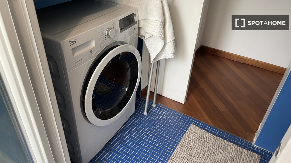 Double room Milan, 3 beds, 80m² — photo 12