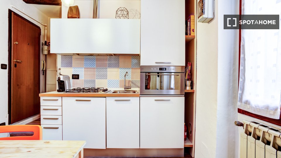 Apartment Bologna, 1 bed — photo 11