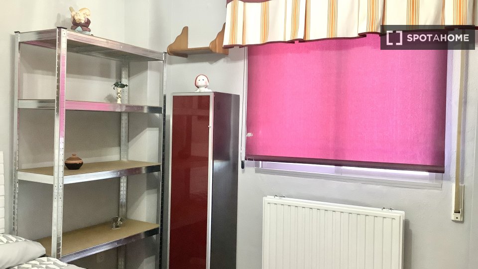 Double room Madrid, 4 beds, 100m² — photo 11