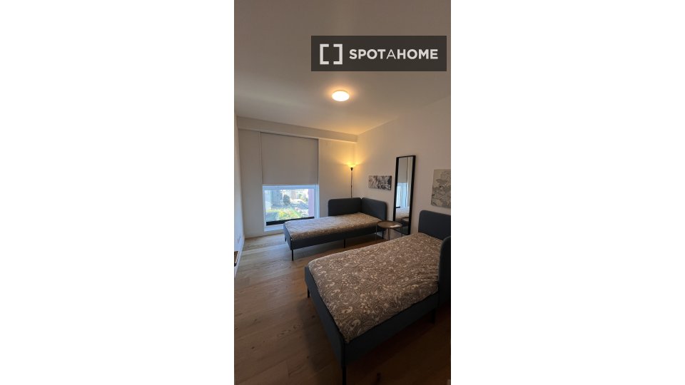 Apartment Lisbon, 2 beds, 108m² — photo 3