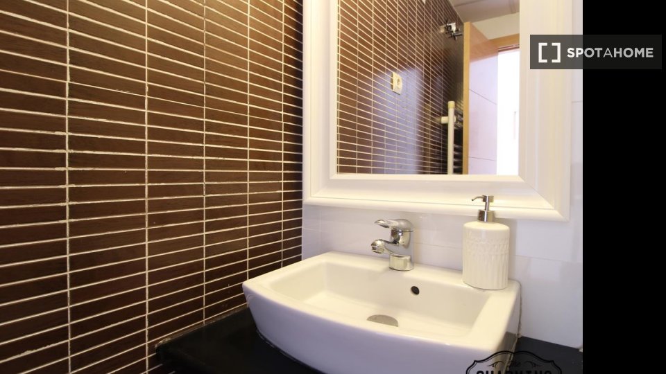 Apartment Madrid, 1 bed — photo 7