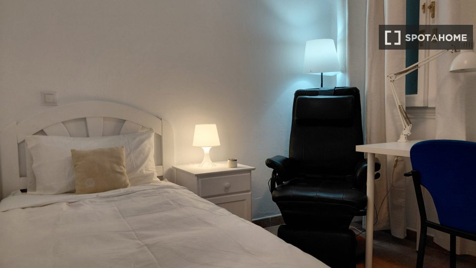 Double room Santa_Cruz_De_Tenerife, 2 beds, 60m² — photo 4
