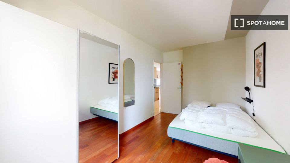 Double room Paris, 12 beds — photo 3
