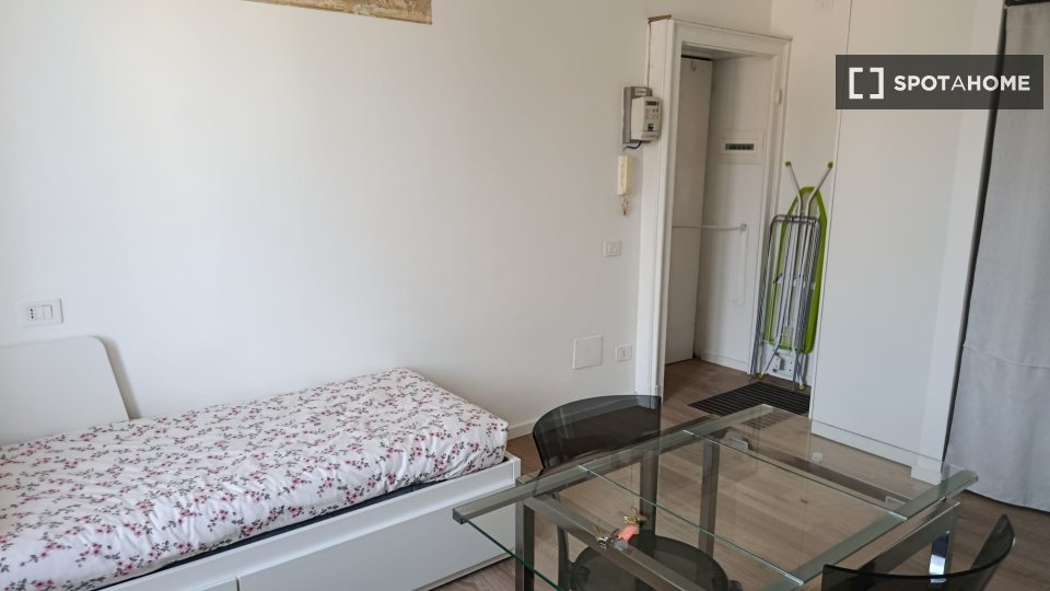 Apartment mono Milan — photo 8