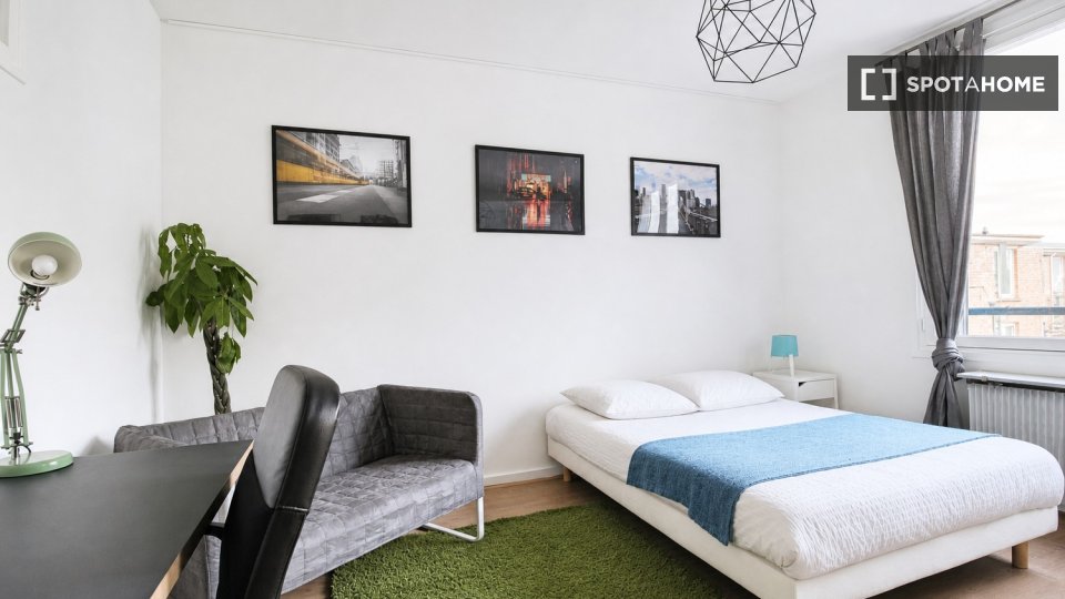 Chambre double Paris, 4 chambres — photo 20
