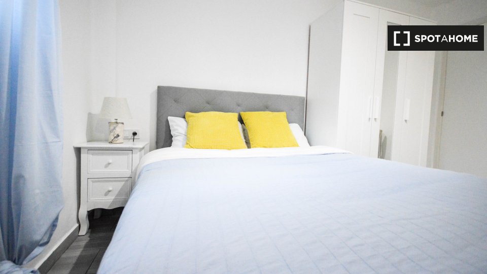 Double room Valencia, 4 beds, 100m² — photo 6