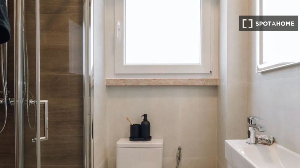 Apartment Lisbon, 3 beds — photo 15