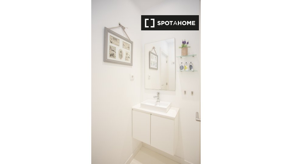 Apartment Porto, 1 bed, 45m² — photo 16
