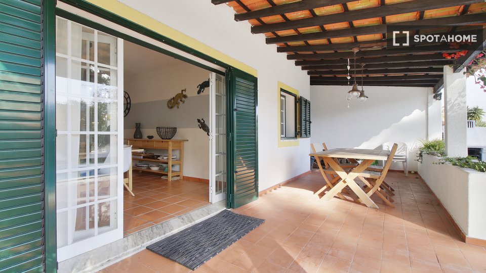 Apartment Lisbon, 4 beds, 215m² — photo 10