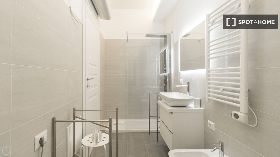 Apartment Milan, 1 bed, 37m² — photo 1